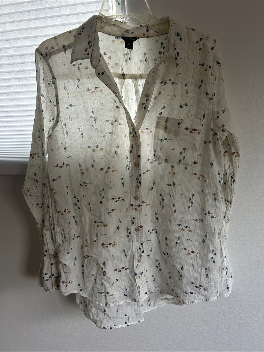 Eddie Bauer Ivory Blouse with Multicolor Arrows